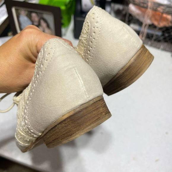 Vintage Not Rated Cream Lace &Suede Wingtips Size 7 EUC boho chic - Picture 9 of 12